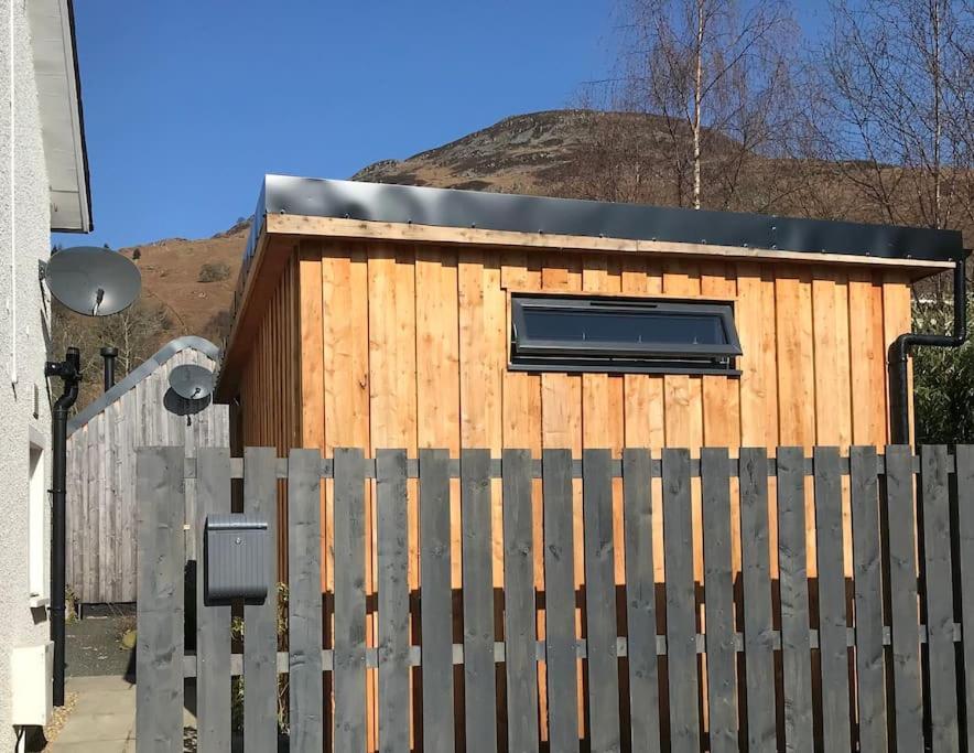 The Den - Your Cosy Sleepover Space Saint Fillans Exterior photo